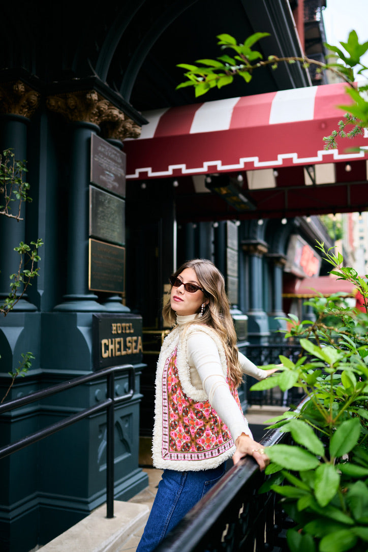 Willow Sherpa Vest - Farmhouse Pink