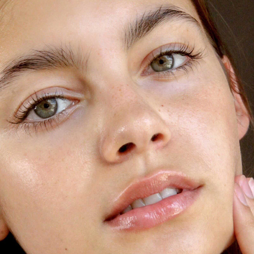 Hyaluronic Niacin Panthenol Serum