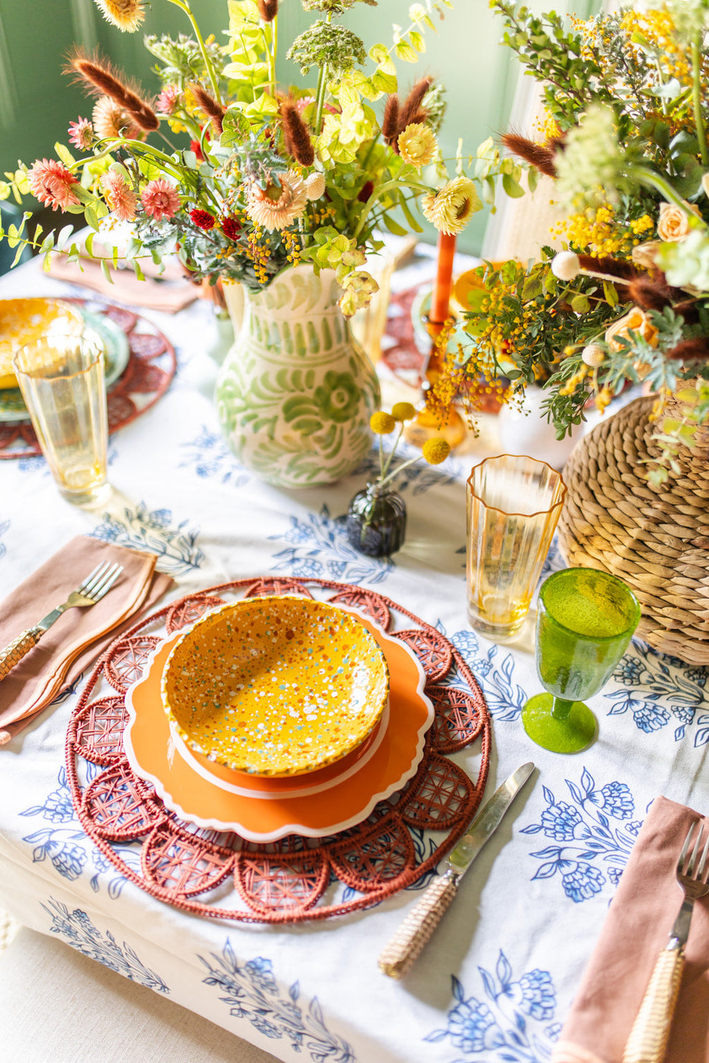 THE BLUE LILY TABLECLOTH